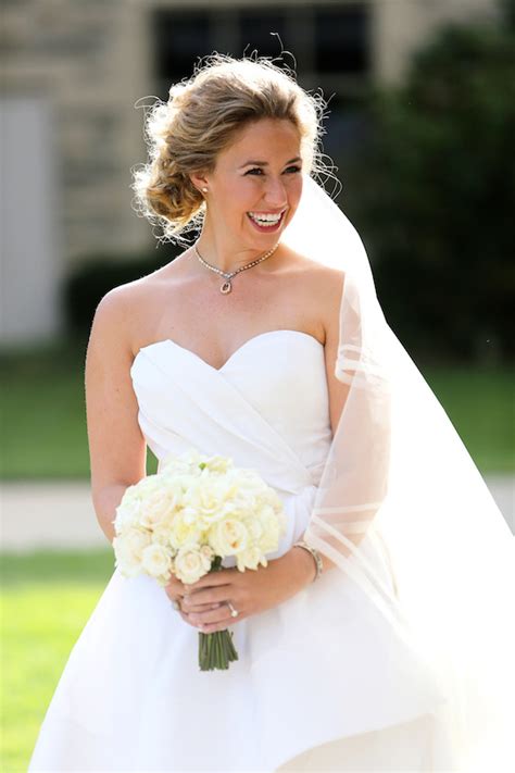 preownedweddingdresses.com